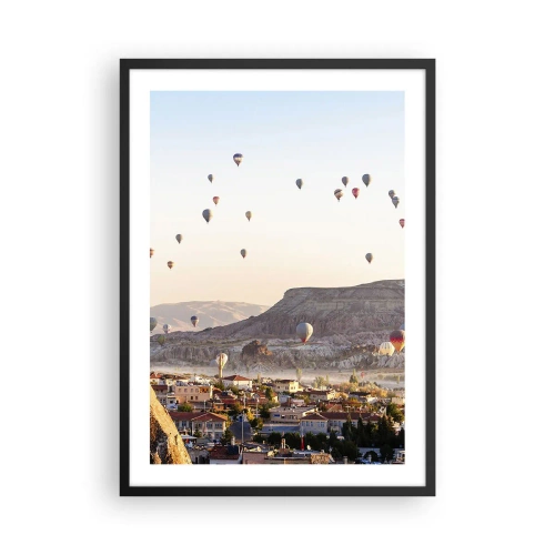 Pôster com moldura preta - Balões flutuando sobre a Capadócia ao amanhecer - 50x70cm - Como navios no céu - Decoração de parede moderna para a sala de estar e quarto ARTTOR
