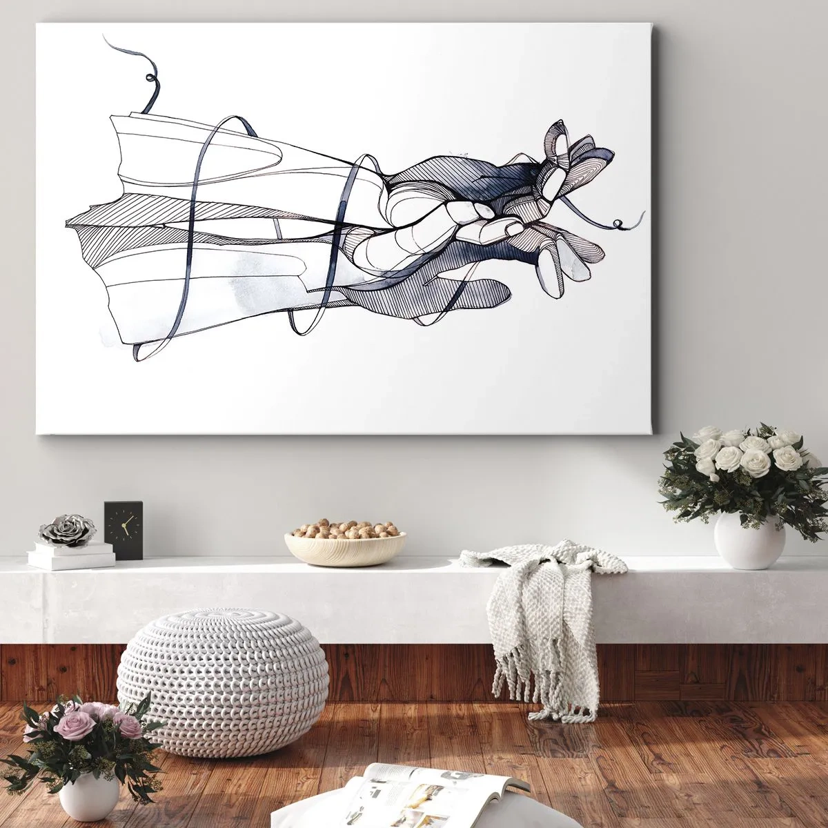 Quadro em tela - Um desenho sutil de uma mão com uma flor delicada - 70x50cm - Estudo do toque - Decoração de parede moderna para a sala de estar e quarto ARTTOR