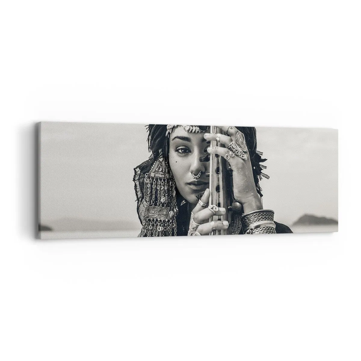 Quadro em tela - A própria música oriental - 90x30 cm