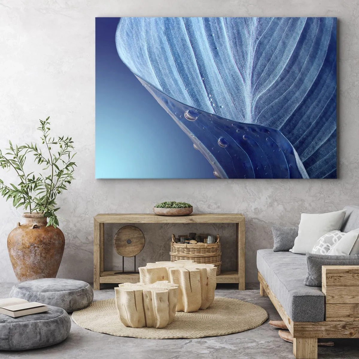 Quadro em tela - Uma folha azul com gotas de água visíveis - 70x50cm - Gotas escondidas no azul - Decoração de parede moderna para a sala de estar e quarto ARTTOR