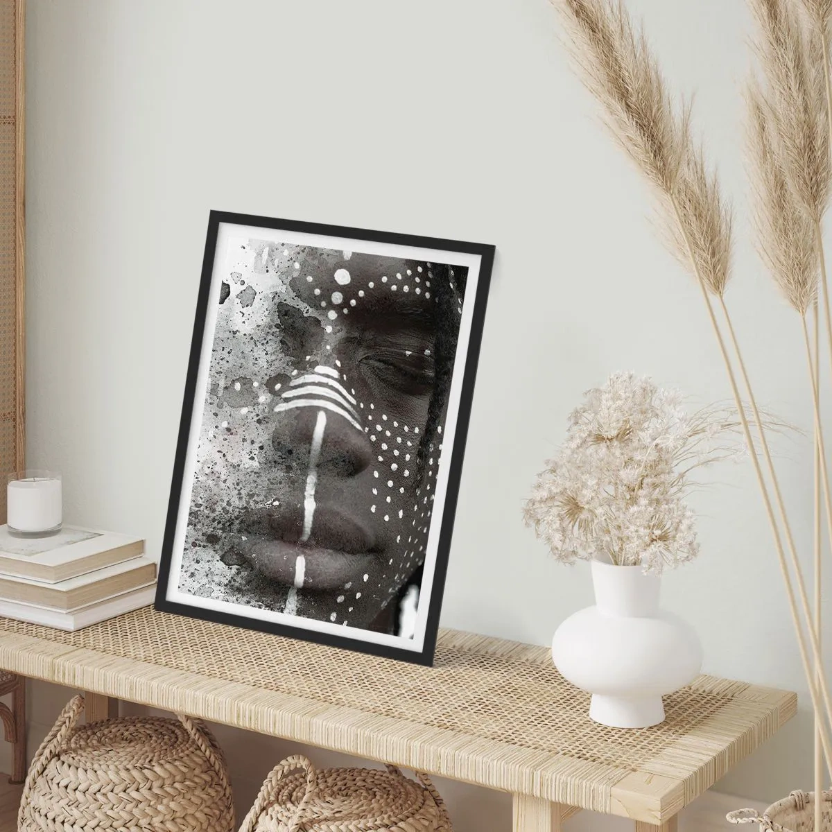 Pôster com moldura preta - Retrato abstrato com padrões em preto e branco no rosto - 50x70cm - Descubra o espírito primordial - Decoração de parede moderna para a sala de estar e quarto ARTTOR
