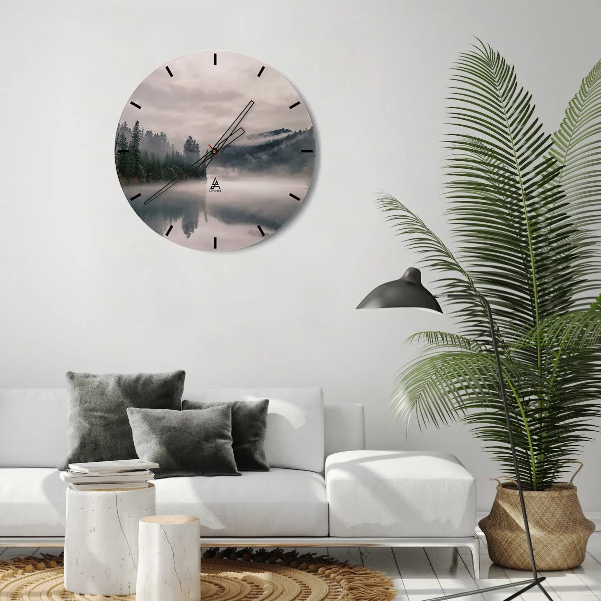 Relógio de parede - Relógio em vidro - Floresta enevoada sobre um lago calmo pela manhã - 30x30cm - Em devaneio, na névoa - Decoração de parede moderna para a sala de estar, cozinha e quarto ARTTOR