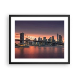 Pôster com moldura preta - Imersa no silêncio lilás - 50x40 cm