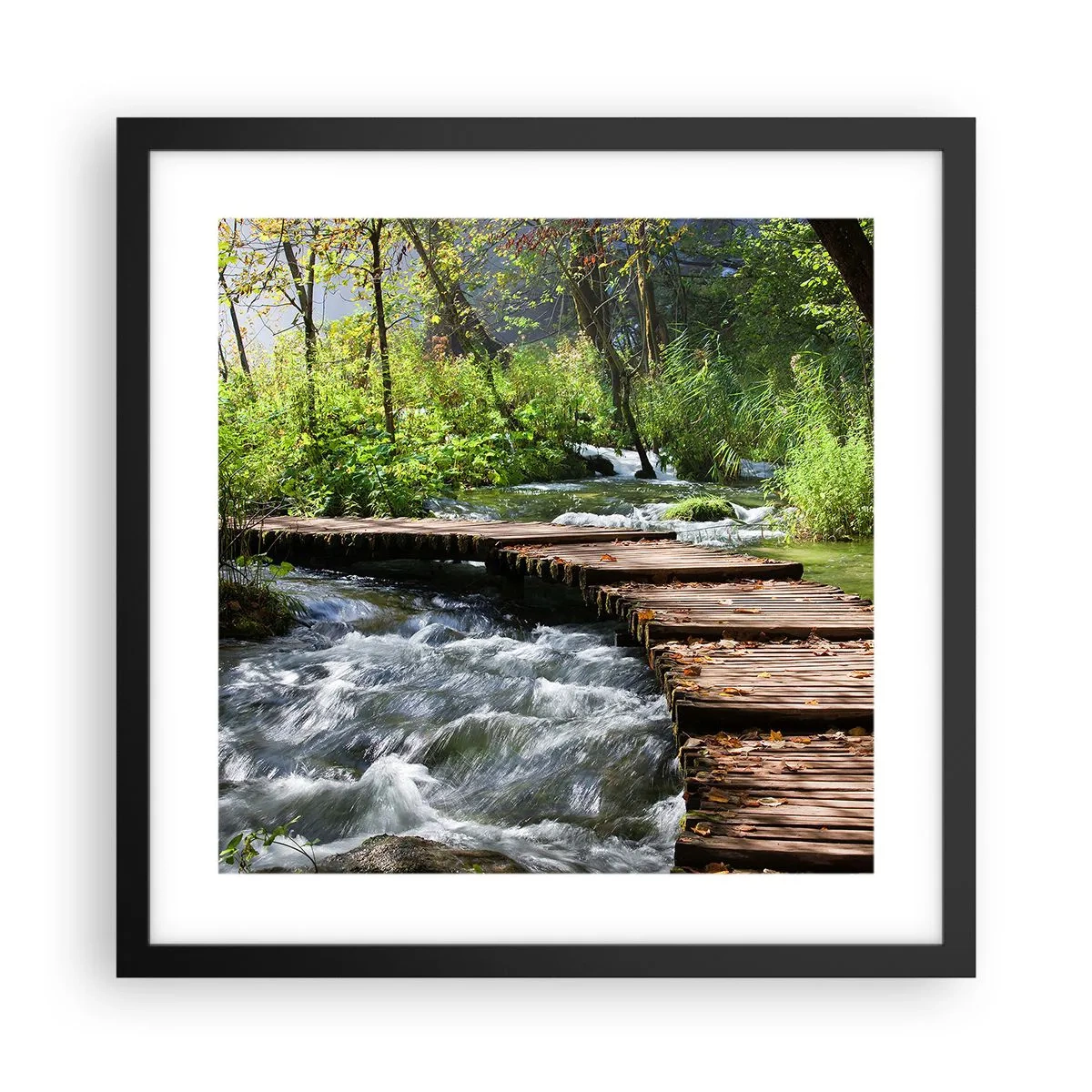 Pôster com moldura preta - Sobre a cascata espumosa - 40x40 cm