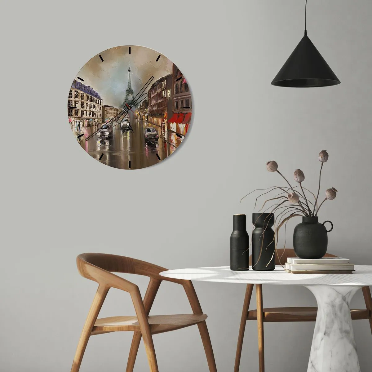 Relógio de parede - Relógio em vidro - A Torre Eiffel cercada por uma rua parisiense na chuva - 30x30cm - Só ela importa - Decoração de parede moderna para a sala de estar, cozinha e quarto ARTTOR