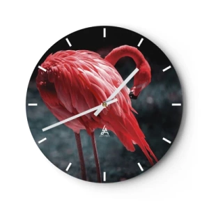 Relógio de parede - Relógio em vidro - Um flamingo vermelho em um fundo escuro em uma foto elegante - 30x30cm - Poema carmesim da natureza - Decoração de parede moderna para a sala de estar, cozinha e quarto ARTTOR