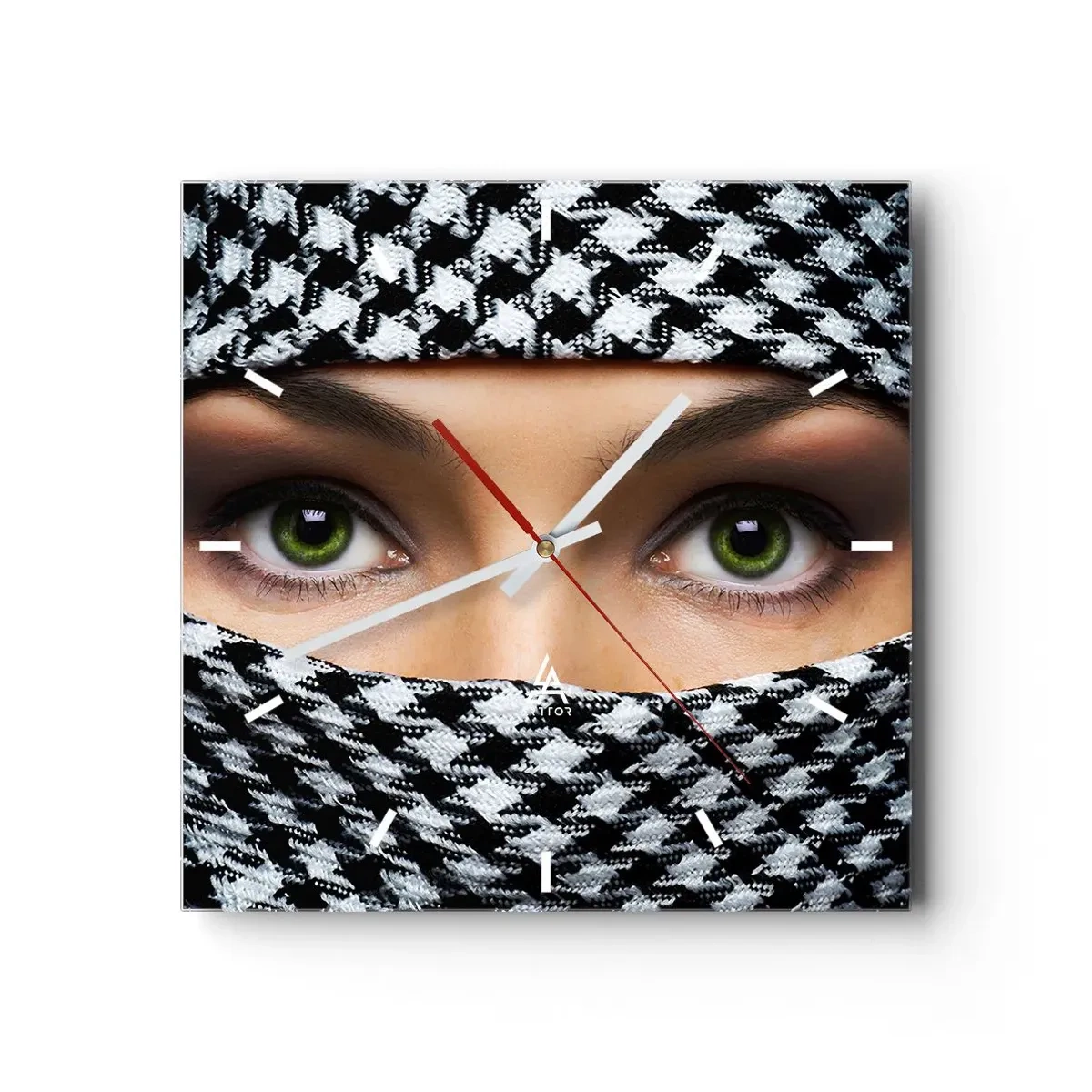 Relógio de parede - Relógio em vidro - Retrato de uma beleza velada de olhos verdes - 40x40 cm