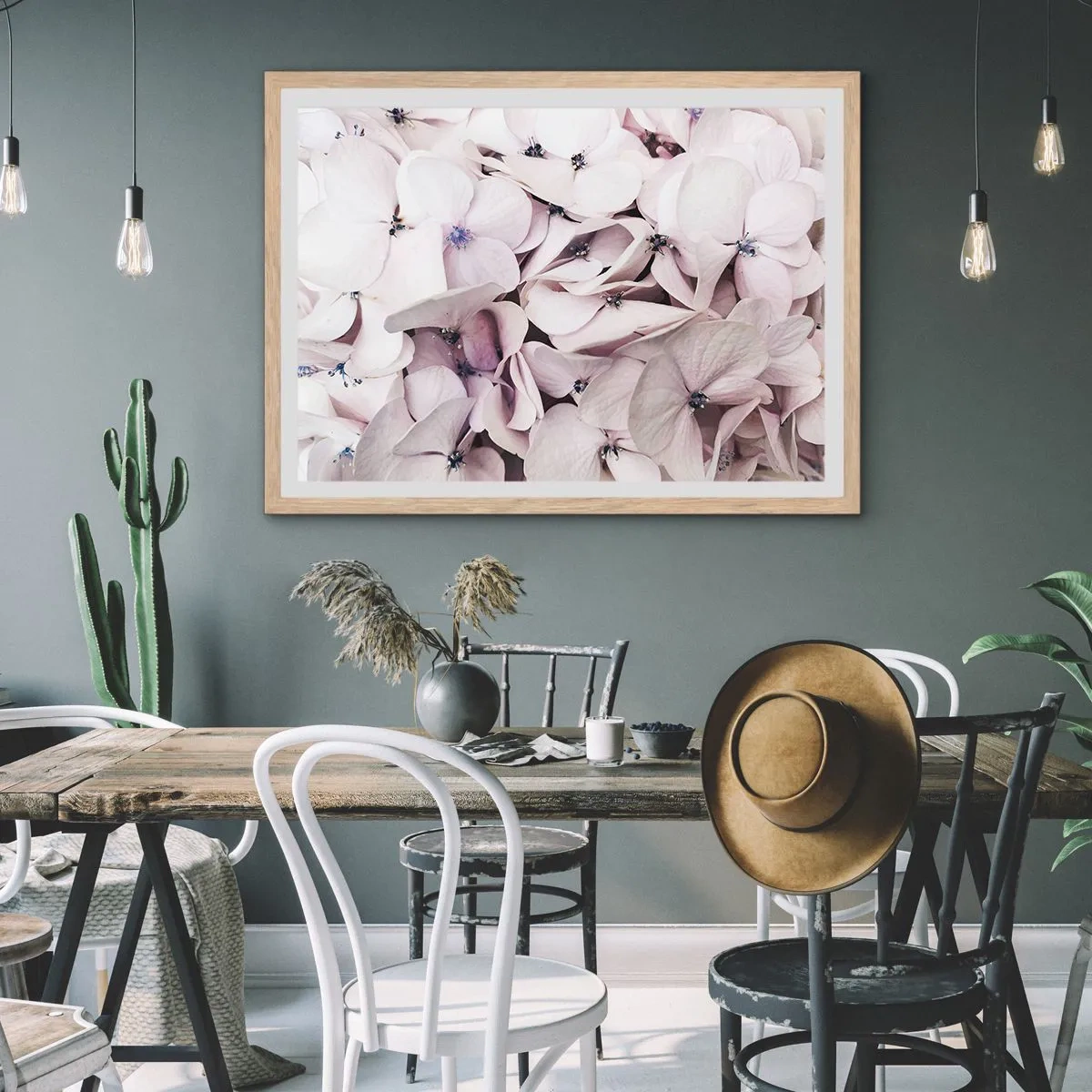 Pôster com moldura de carvalho claro - Em uma inundação de flores - 91x61 cm