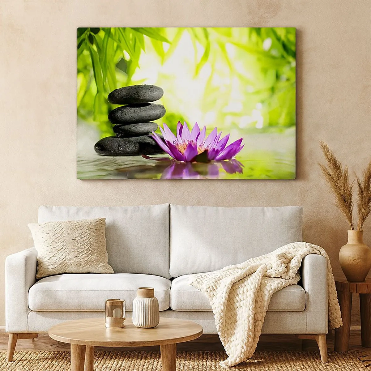 Quadro em tela - Uma pilha de pedras zen e uma flor de lótus sobre um fundo de folhas de bambu. - 70x50cm - Em um arbusto de bambu - Decoração de parede moderna para a sala de estar e quarto ARTTOR