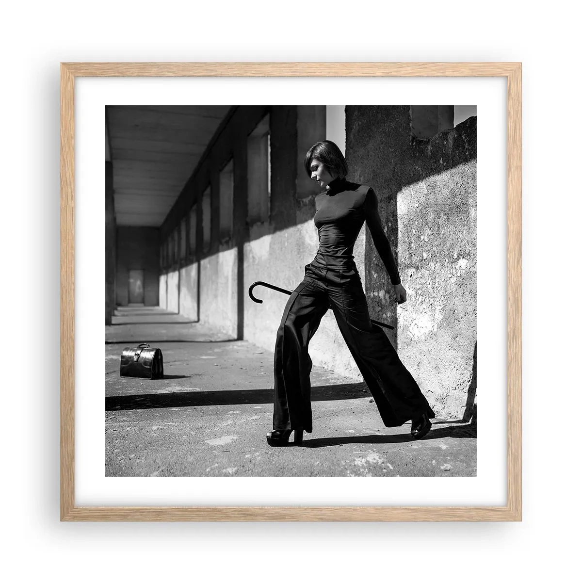 Pôster com moldura de carvalho claro - Elegância urbana - 50x50 cm