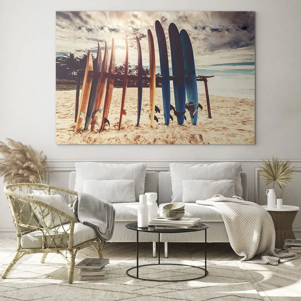 Quadro em vidro - Pranchas de surfe coloridas alinhadas na praia ao pôr do sol - 70x50cm - Boa noite, até amanhã - Decoração de parede moderna para a sala de estar e quarto ARTTOR