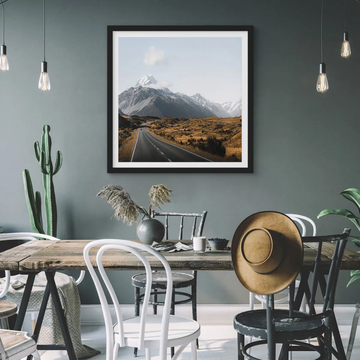 Pôster com moldura preta - O caminho para o coração das montanhas - 60x60 cm