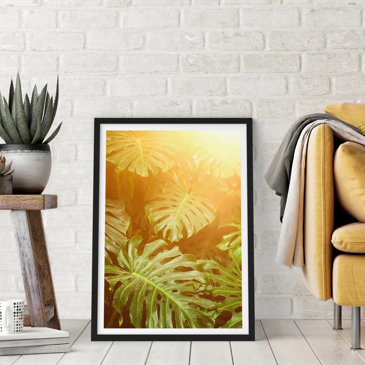 Pôster com moldura preta - Folhas de Monstera expostas aos raios solares criam uma atmosfera tropical - 50x70cm - Um mergulho na vegetação - Decoração de parede moderna para a sala de estar e quarto ARTTOR