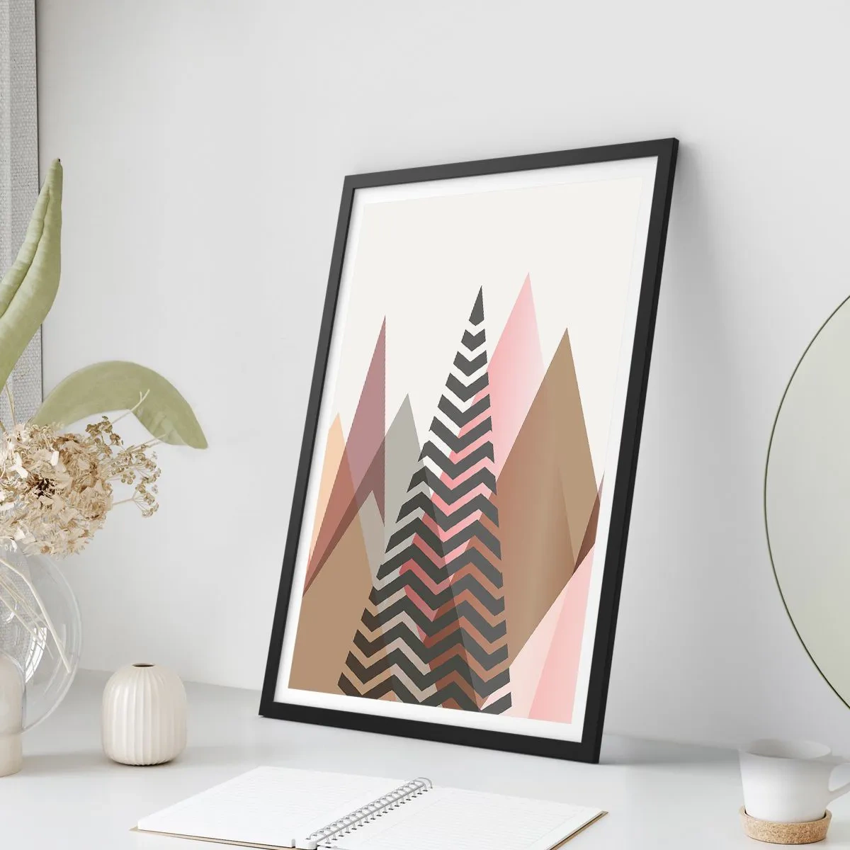 Pôster com moldura preta - Montanhas geométricas em tons pastéis com efeito de camadas - 50x70cm - Vista piramidal - Decoração de parede moderna para a sala de estar e quarto ARTTOR