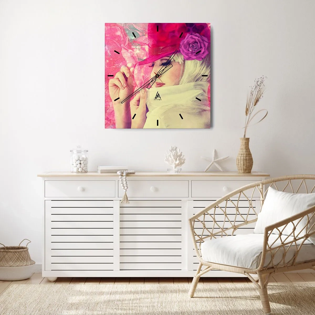 Relógio de parede - Relógio em vidro - Retrato retro em rosa - 30x30 cm