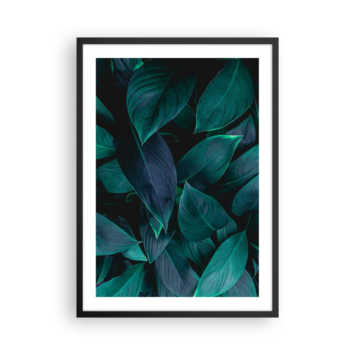 Pôster com moldura preta - Folhas verde-escuras com iluminação de fundo sutil - 50x70cm - Verde em si - Decoração de parede moderna para a sala de estar e quarto ARTTOR