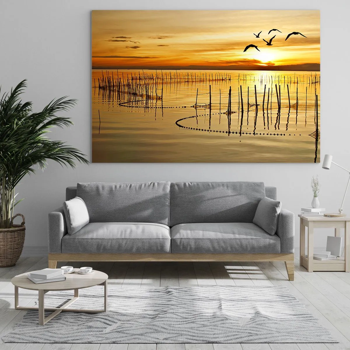 Quadro em vidro - Pôr do sol sobre um lago com pássaros e redes de pesca - 70x50cm - Na pescaria - Decoração de parede moderna para a sala de estar e quarto ARTTOR