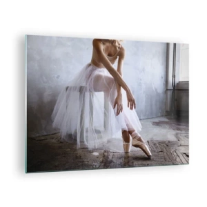 Quadro em vidro - Uma bailarina com saia de tule descansa no corredor - 70x50cm - Antes das luzes da ribalta ascenderem - Decoração de parede moderna para a sala de estar e quarto ARTTOR