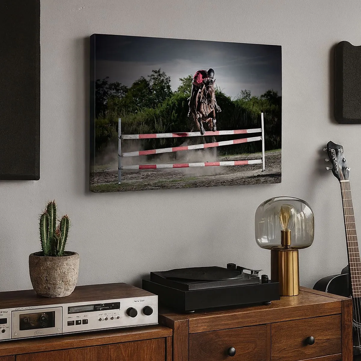 Quadro em tela - Um cavaleiro em um cavalo saltando sobre um obstáculo em uma pista de corrida - 70x50cm - Juntos pela vitória - Decoração de parede moderna para a sala de estar e quarto ARTTOR
