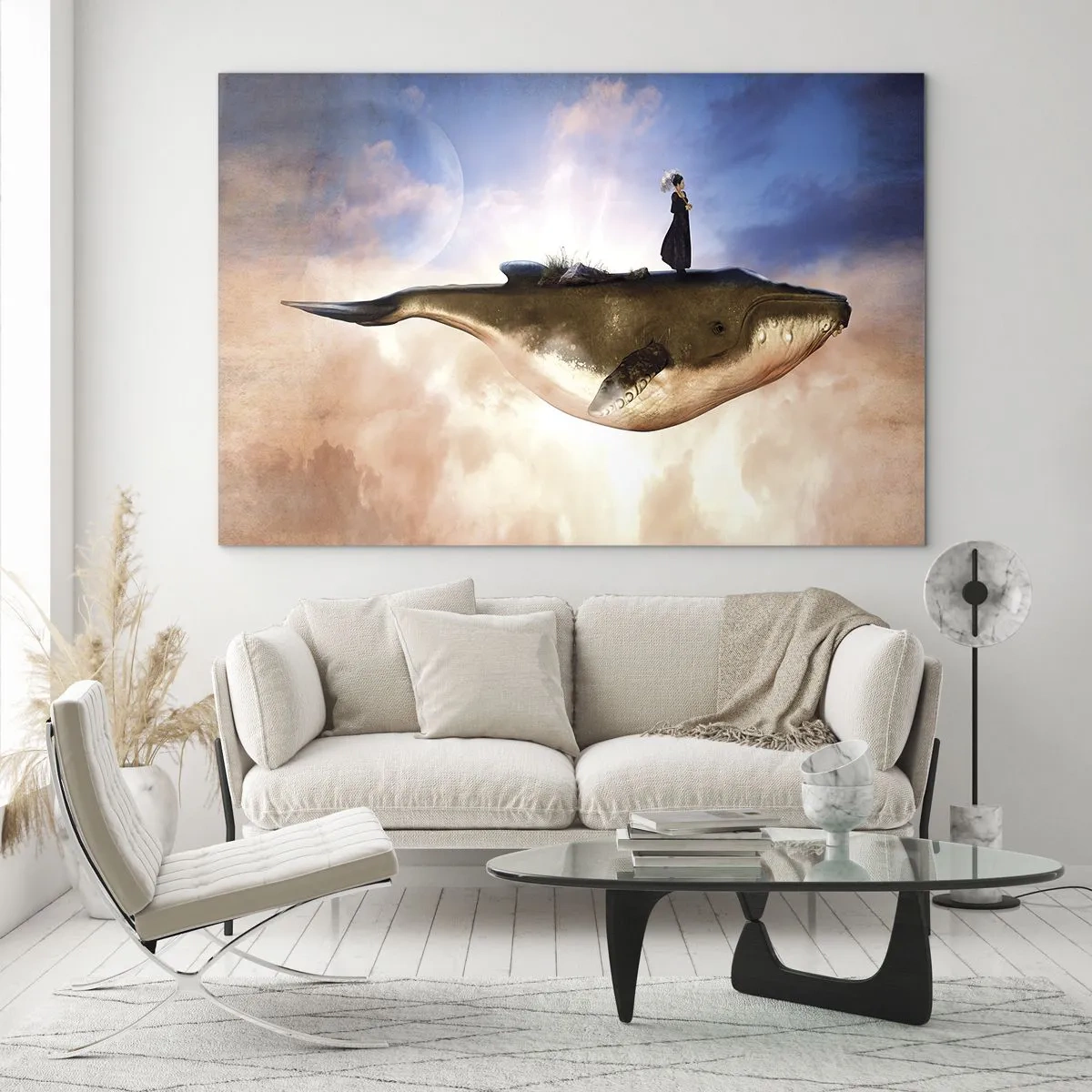 Quadro em vidro - Uma baleia fantástica flutuando nas nuvens com uma mulher em suas costas. - 70x50cm - Uma viagem surreal - Decoração de parede moderna para a sala de estar e quarto ARTTOR