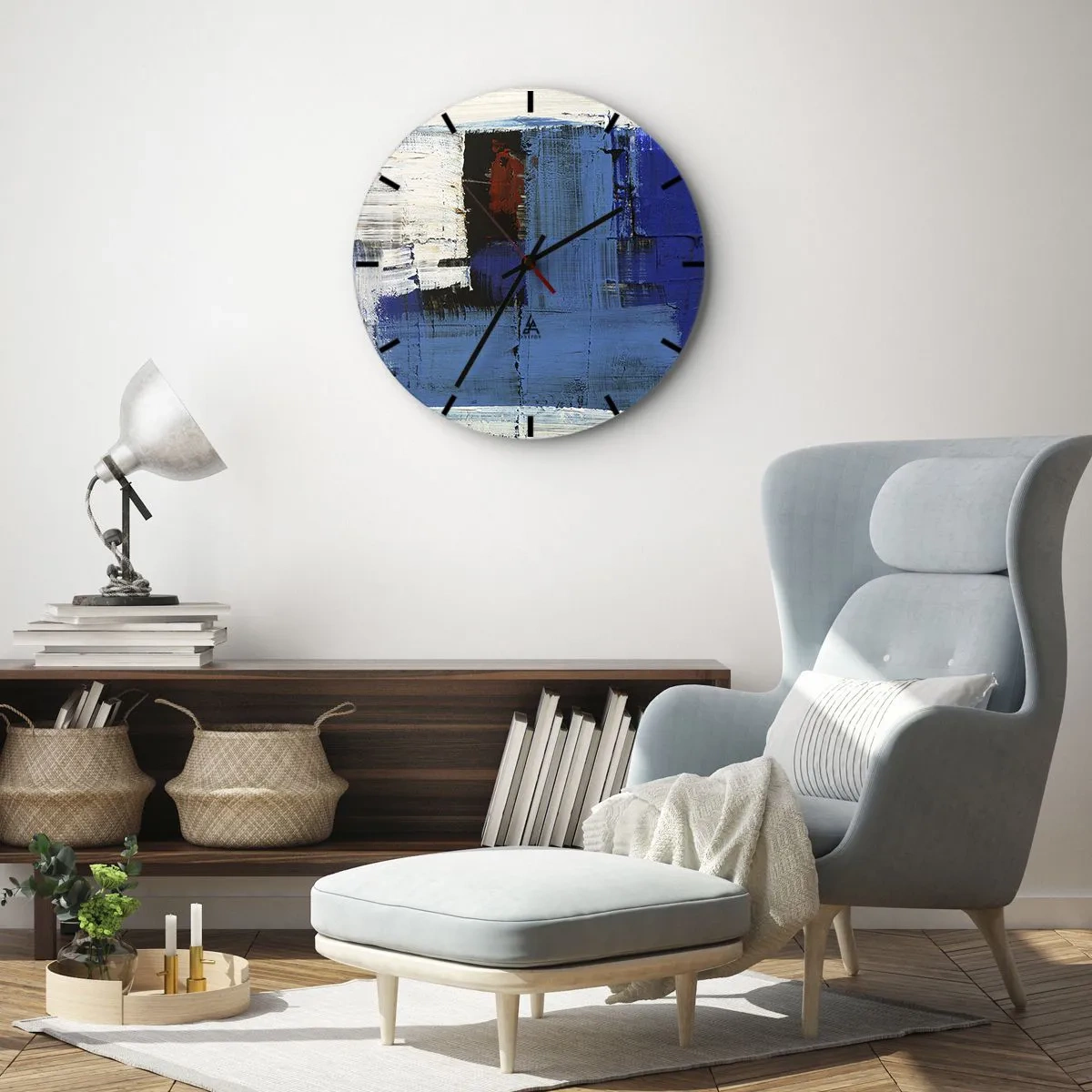 Relógio de parede - Relógio em vidro - Abstração moderna com azul dominante e toques de vermelho. - 30x30cm - O segredo do azul - Decoração de parede moderna para a sala de estar, cozinha e quarto ARTTOR