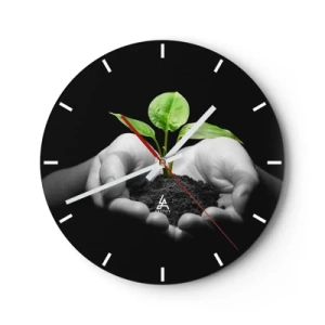 Relógio de parede - Relógio em vidro - Um broto verde segurado nas mãos em um fundo preto - 30x30cm - Eu amo a natureza, eu a protejo - Decoração de parede moderna para a sala de estar, cozinha e quarto ARTTOR