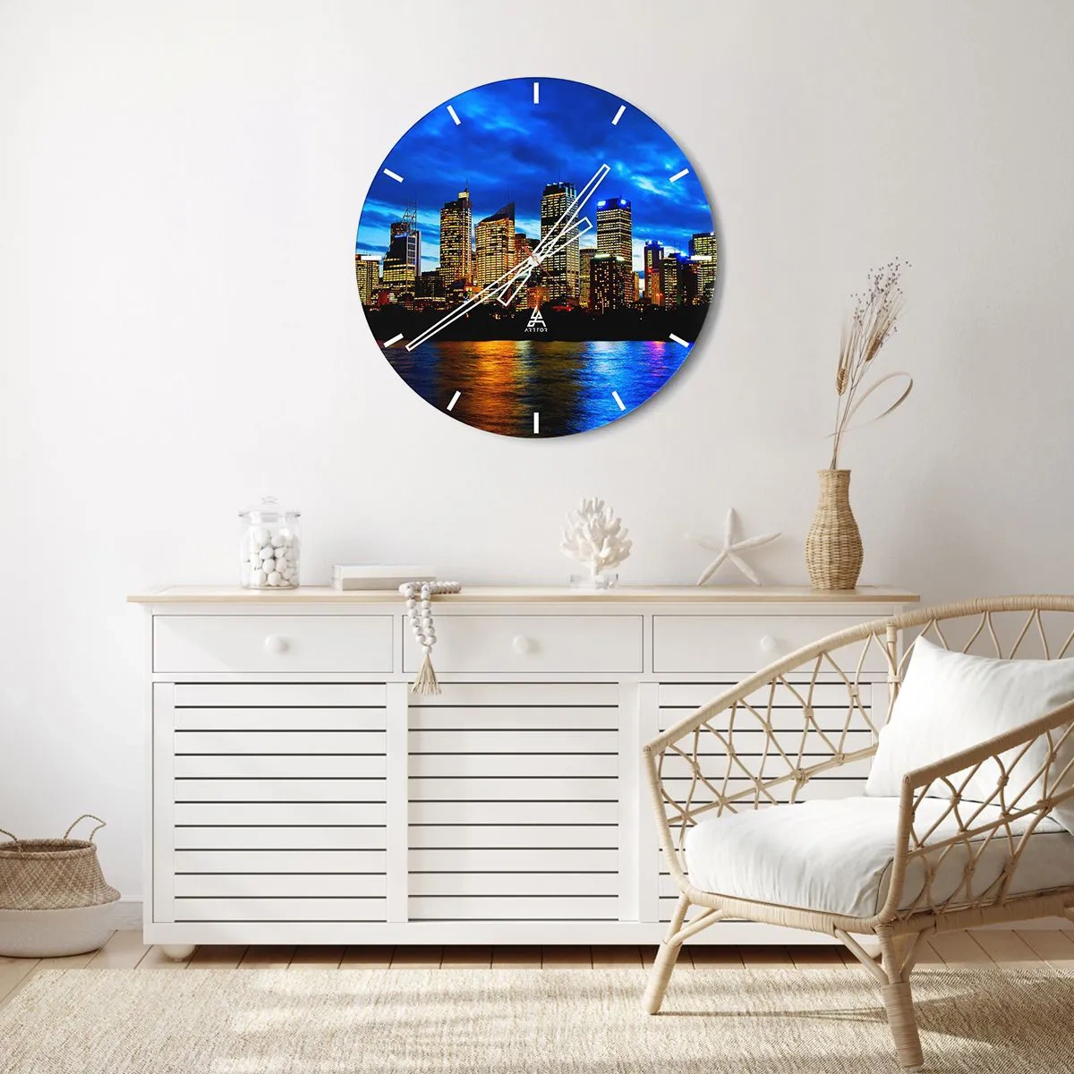 Relógio de parede - Relógio em vidro - Panorama da cidade noturna com luzes refletidas na água - 30x30cm - Uma noite de luzes e cores - Decoração de parede moderna para a sala de estar, cozinha e quarto ARTTOR