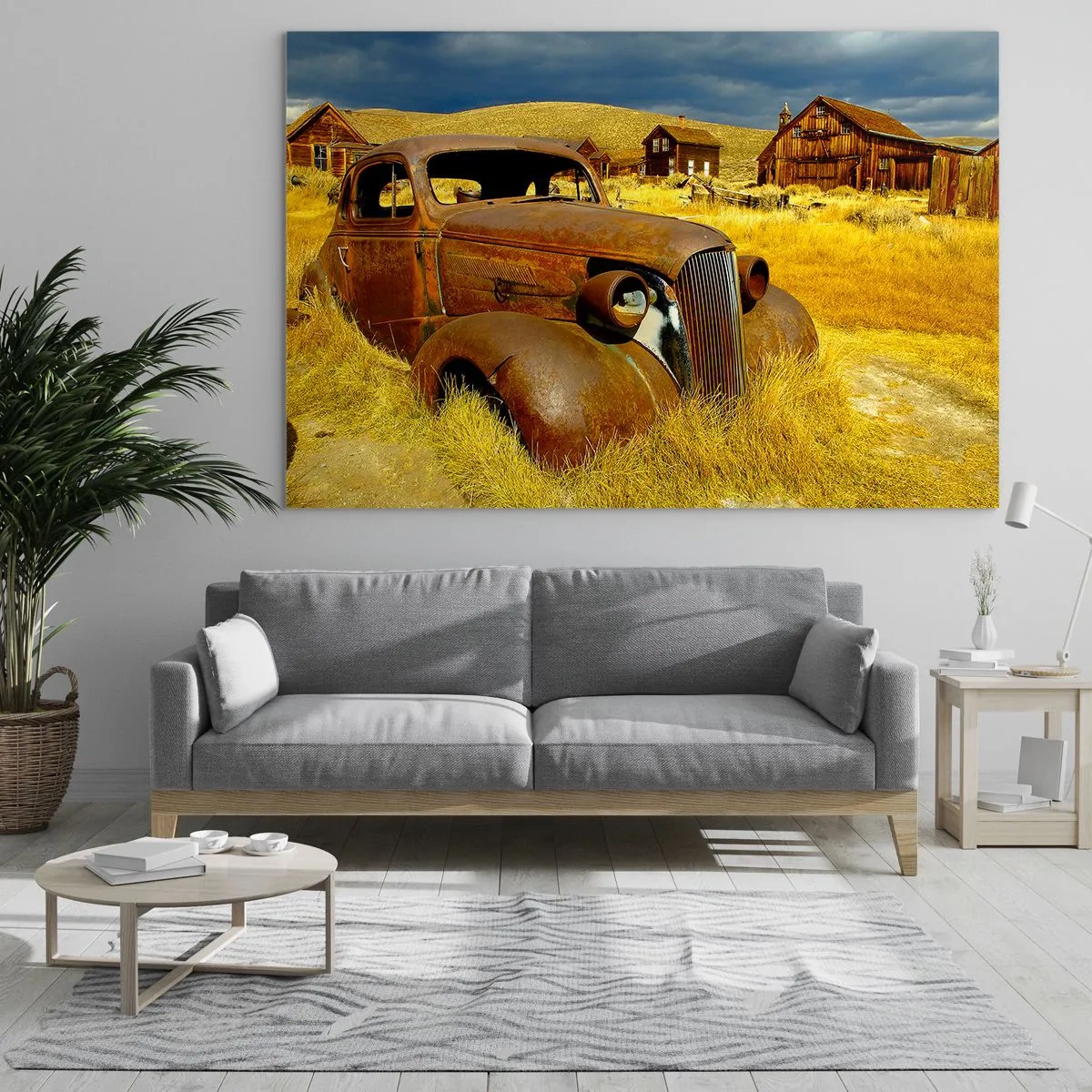 Quadro em vidro - Um carro antigo com uma vila deserta ao fundo - 70x50cm - Um merecido descanso - Decoração de parede moderna para a sala de estar e quarto ARTTOR