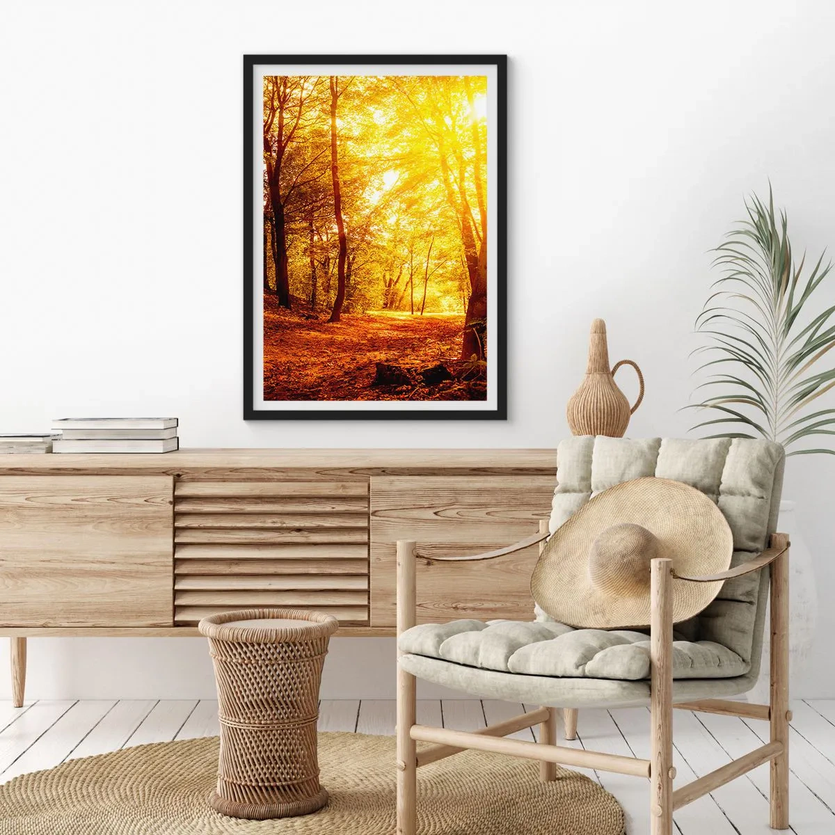 Pôster com moldura preta - Pôr do sol iluminando uma floresta de outono cheia de folhas douradas - 50x70cm - Rumo à clareira dourada - Decoração de parede moderna para a sala de estar e quarto ARTTOR