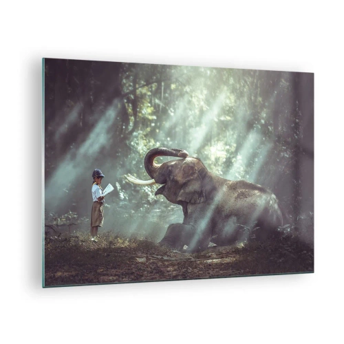 Quadro em vidro - Um menino com um livro e um elefante em um cenário de floresta - 70x50cm - Ouça isto... - Decoração de parede moderna para a sala de estar e quarto ARTTOR