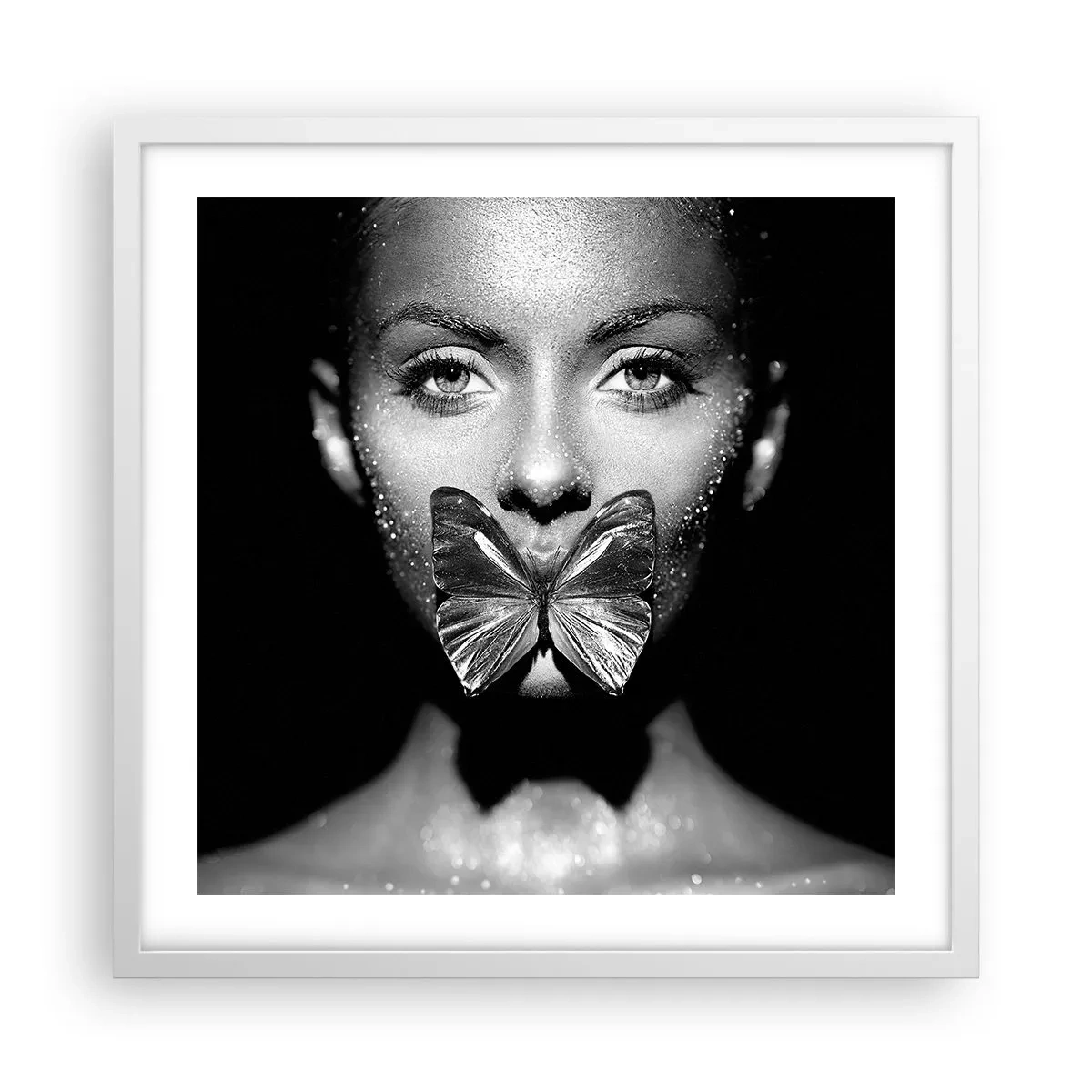 Pôster em moldura branca - O beijo da borboleta - 50x50 cm