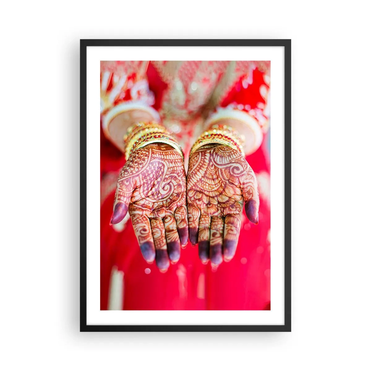 Pôster com moldura preta - Mãos decorativas de hena sobre fundo vermelho - 50x70cm - Pronto para alcançar a felicidade - Decoração de parede moderna para a sala de estar e quarto ARTTOR