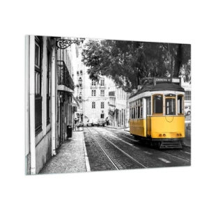 Quadro em vidro - Um bonde amarelo tendo como pano de fundo uma rua em preto e branco - 70x50cm - E o fado ao fundo - Decoração de parede moderna para a sala de estar e quarto ARTTOR