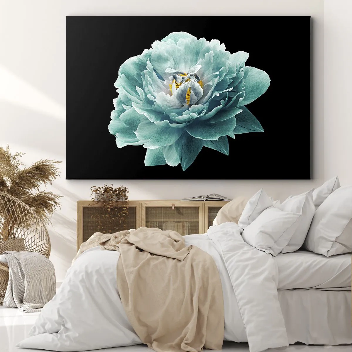 Quadro em tela - Flor de peônia turquesa em um fundo preto - 70x50cm - Pétalas azuis e douradas - Decoração de parede moderna para a sala de estar e quarto ARTTOR