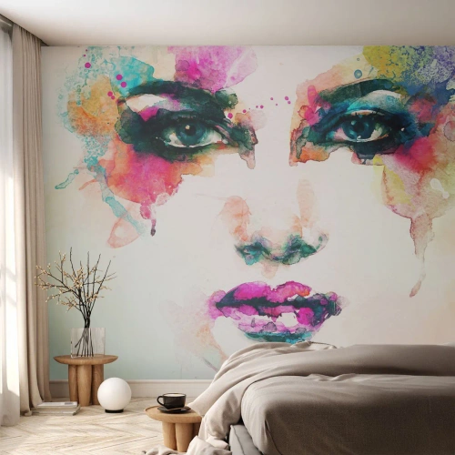 Papel de Parede Premium Sand - Retrato pintado com o arco-íris - Abstração, Rosto de mulher, Pedaço - 300x210 cm