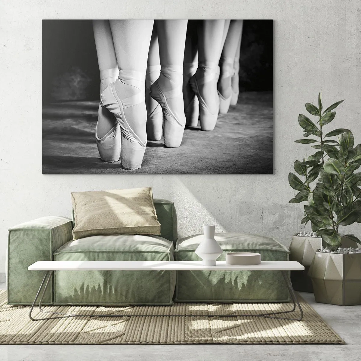 Quadro em vidro - Bailarinas na ponta em um cenário preto e branco - 70x50cm - Juntos, com leveza - Decoração de parede moderna para a sala de estar e quarto ARTTOR