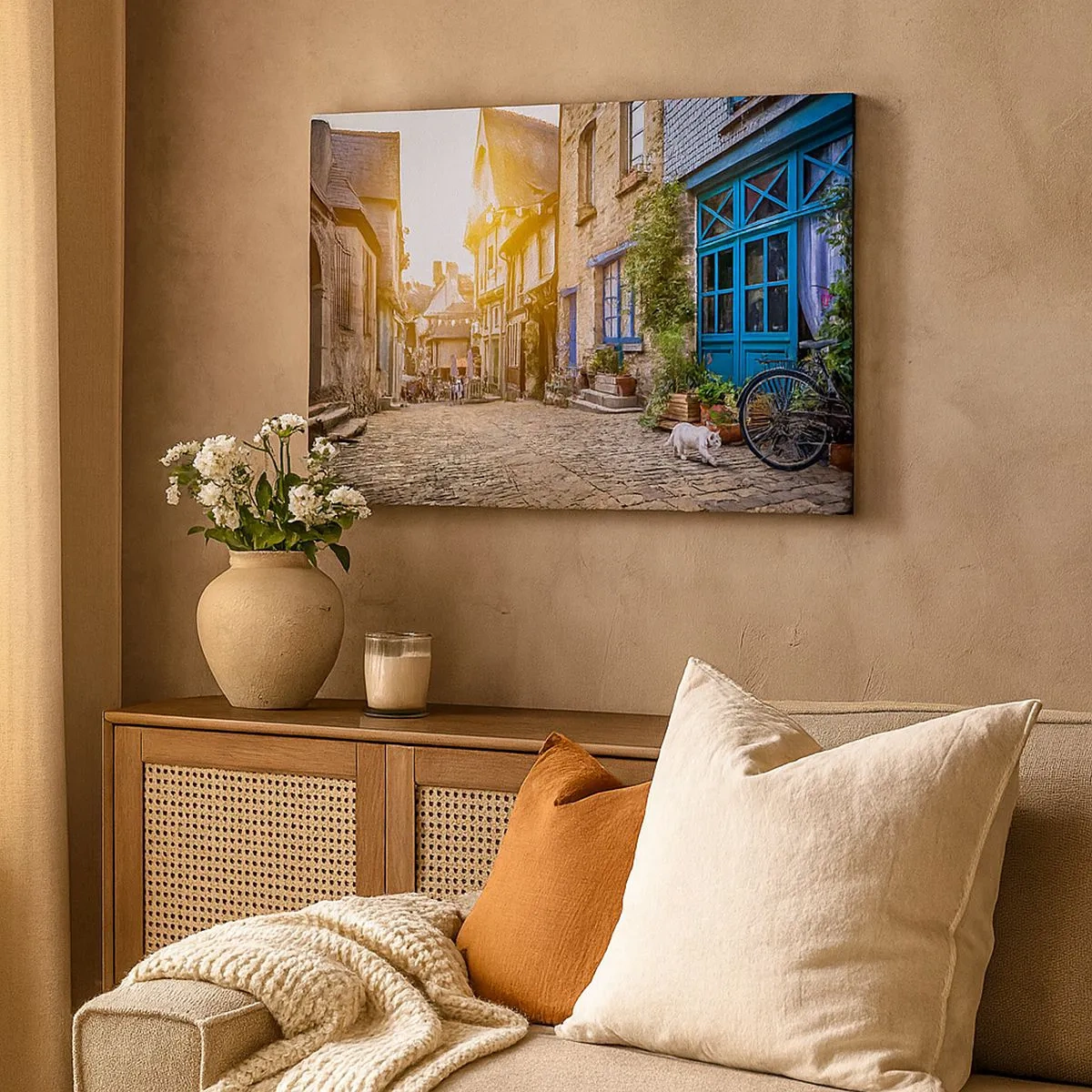 Quadro em tela - Uma rua charmosa com calçada de pedra sob o sol - 70x50cm - O espírito branco da cidade - Decoração de parede moderna para a sala de estar e quarto ARTTOR