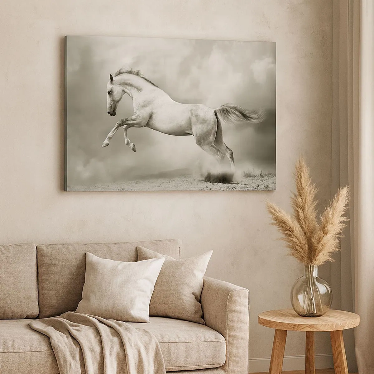 Quadro em tela - Um cavalo branco em um salto dinâmico contra o fundo de nuvens enevoadas. - 70x50cm - Entre o acordar e sonhar - Decoração de parede moderna para a sala de estar e quarto ARTTOR