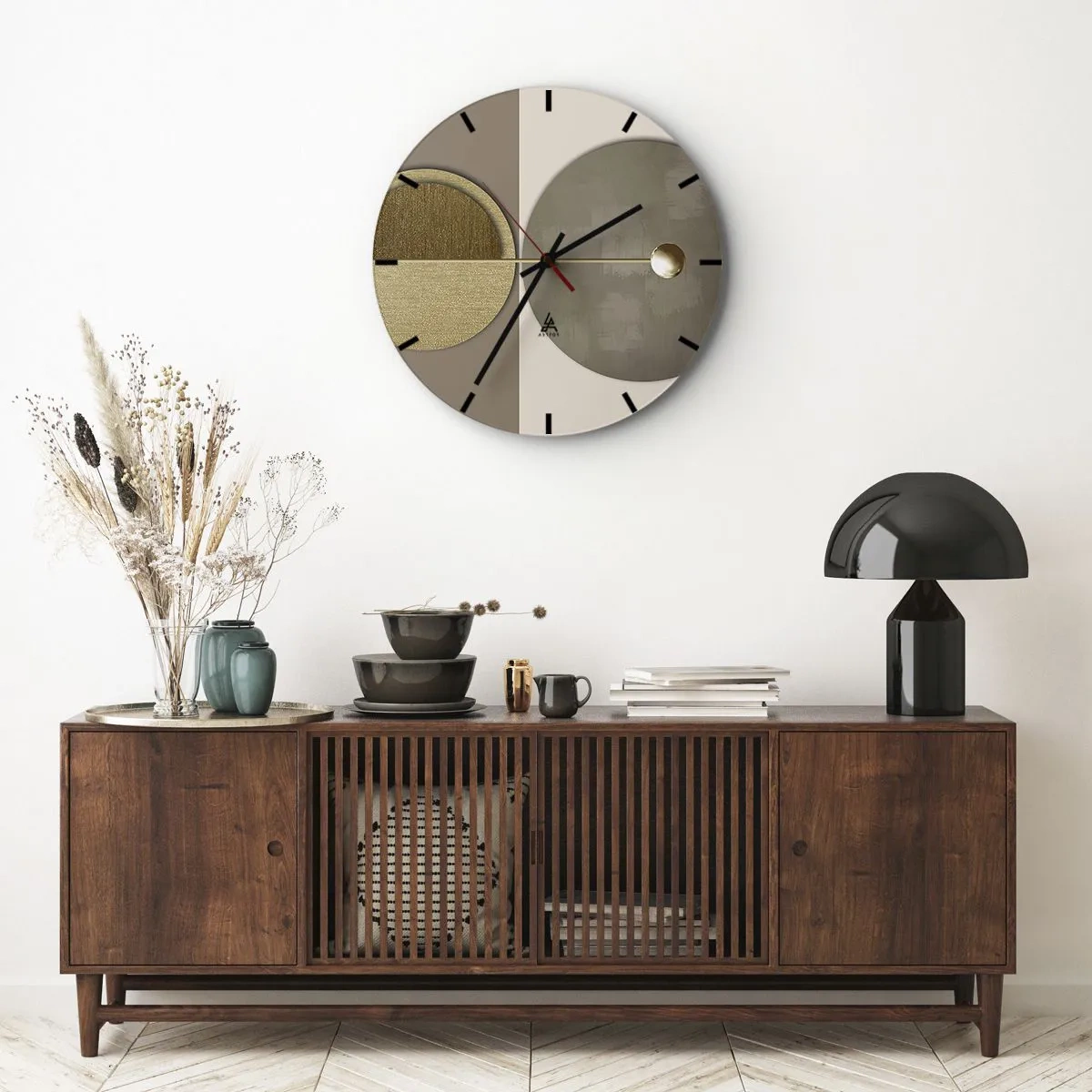 Relógio de parede - Relógio em vidro - Formas geométricas douradas e bege sobre um fundo contrastante - 30x30cm - Equilíbrio perfeito - Decoração de parede moderna para a sala de estar, cozinha e quarto ARTTOR