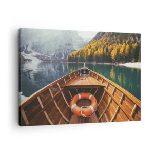Quadro em tela - Um barco de madeira em um lago de montanha cercado por floresta - 70x50cm - Excursão na montanha - Decoração de parede moderna para a sala de estar e quarto ARTTOR