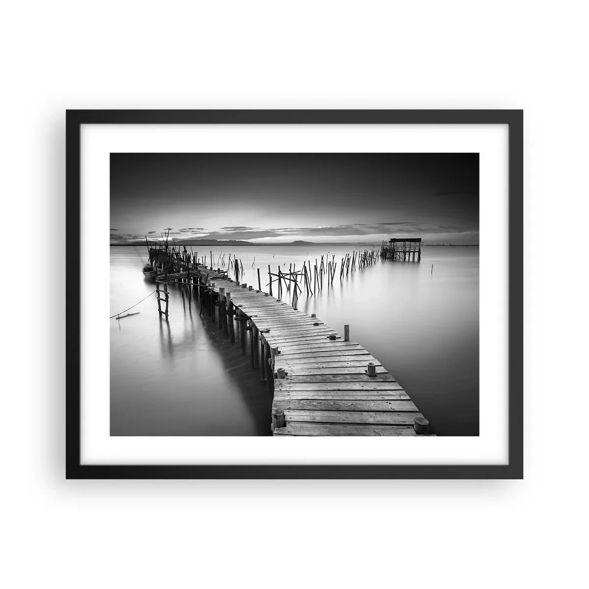 Pôster com moldura preta - A tranquilidade de uma costa esquecida - 50x40 cm