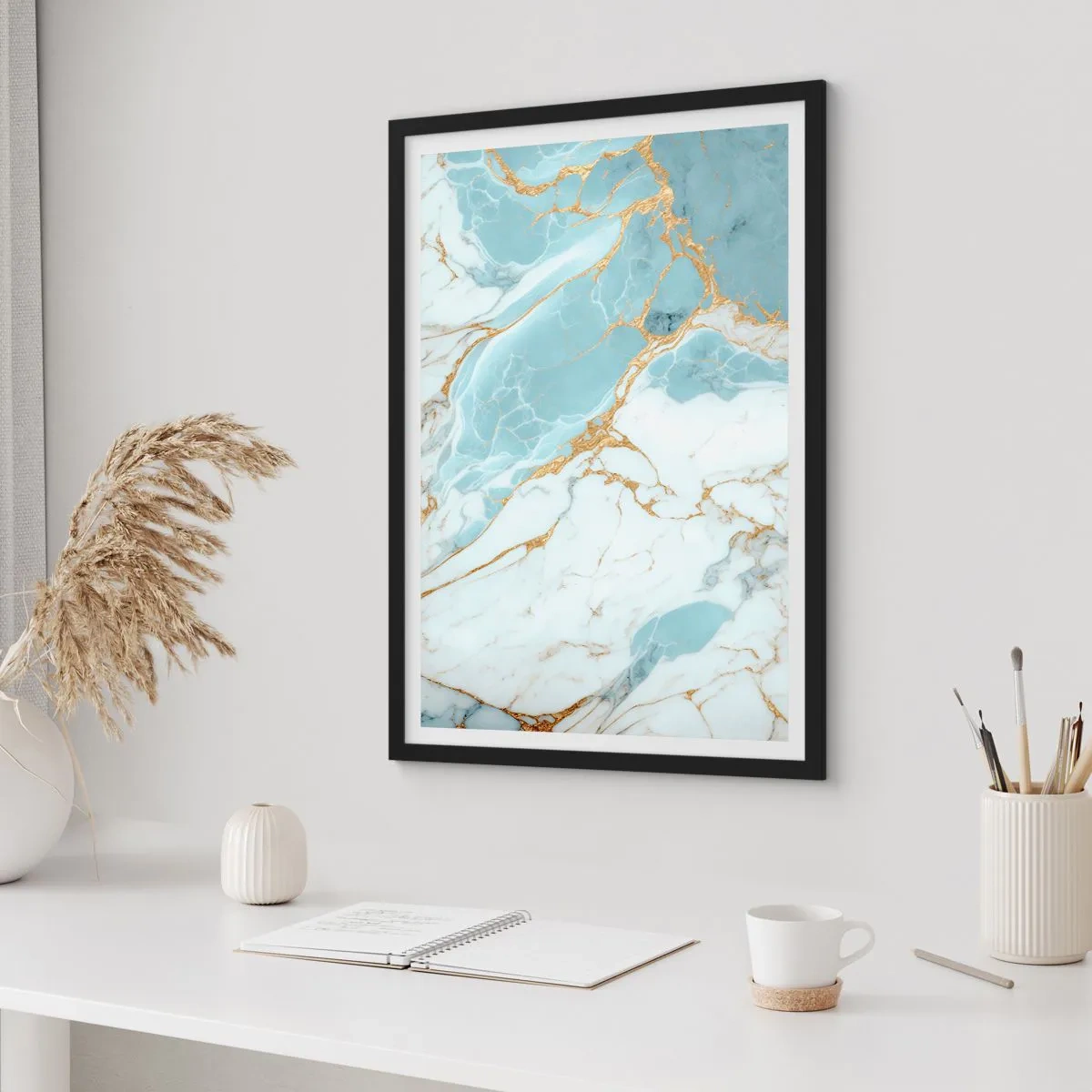 Pôster com moldura preta - Mármore elegante em tons de azul e dourado - 50x70cm - Riqueza de pedra - Decoração de parede moderna para a sala de estar e quarto ARTTOR