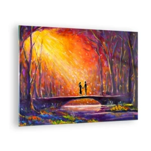 Quadro em vidro - Um casal em uma ponte sob a luz do pôr do sol, cercado por árvores. - 70x50cm - O céu também os ama - Decoração de parede moderna para a sala de estar e quarto ARTTOR