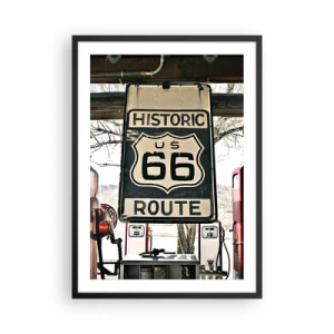 Pôster com moldura preta - Placa da Rota 66 em frente a um posto de gasolina - 50x70cm - Viagens retro americanas - Decoração de parede moderna para a sala de estar e quarto ARTTOR