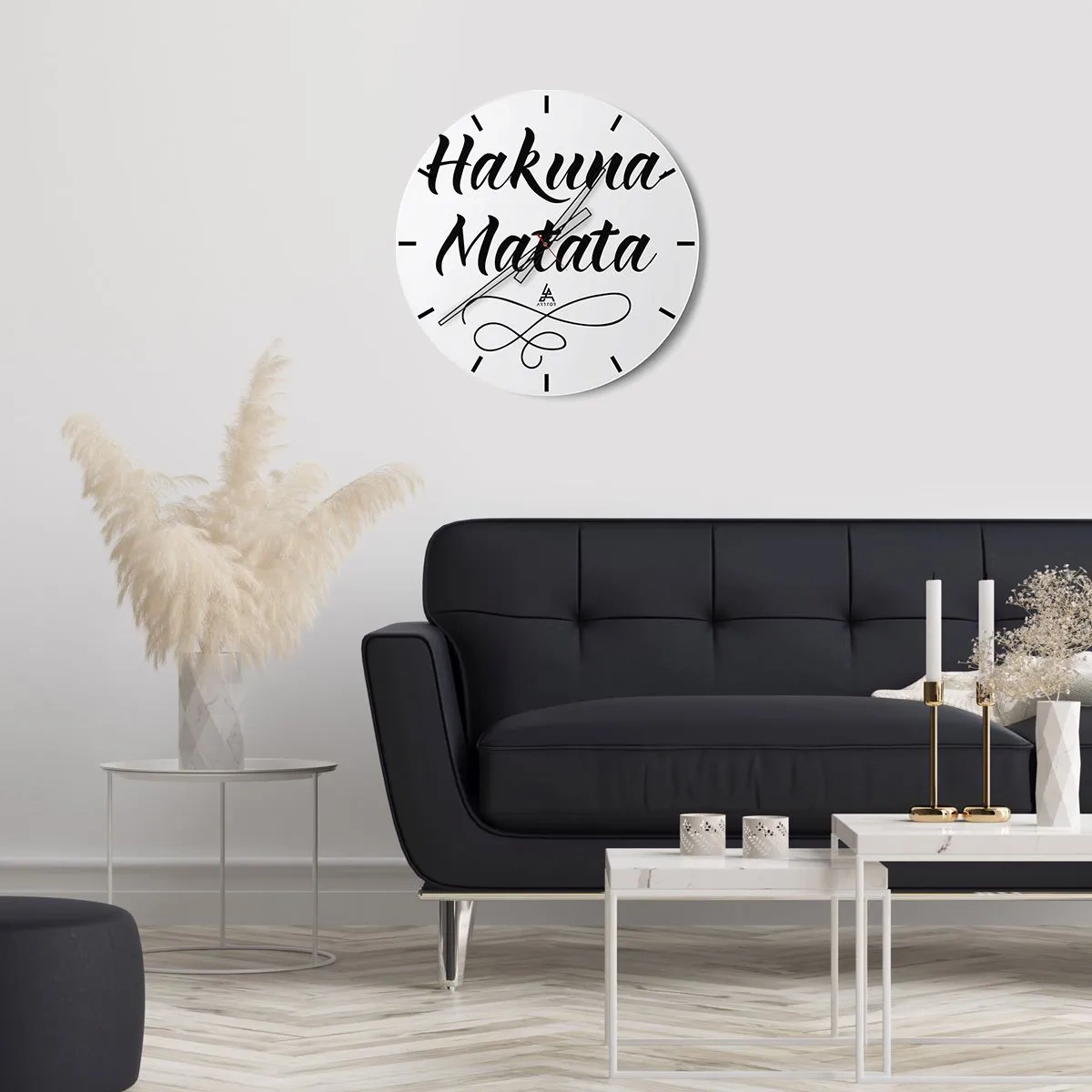 Relógio de parede - Relógio em vidro - Letras pretas de Hakuna Matata em fundo branco - 30x30cm - O melhor conselho - Decoração de parede moderna para a sala de estar, cozinha e quarto ARTTOR