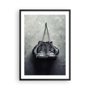 Pôster com moldura preta - Luvas de boxe pretas penduradas em uma corda - 50x70cm - Tempo de luta e tempo de paz - Decoração de parede moderna para a sala de estar e quarto ARTTOR