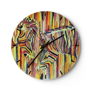 Relógio de parede - Relógio em vidro - Uma representação abstrata de duas zebras contra um fundo de listras coloridas. - 30x30cm - Então você também... - Decoração de parede moderna para a sala de estar, cozinha e quarto ARTTOR