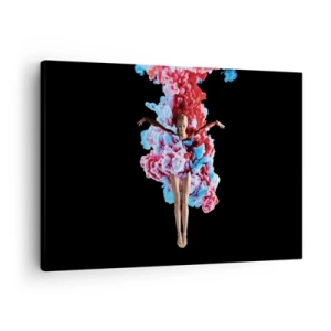 Quadro em tela - Uma dançarina cercada por fumaça colorida em um fundo preto - 70x50cm - Em pleno florescimento - Decoração de parede moderna para a sala de estar e quarto ARTTOR