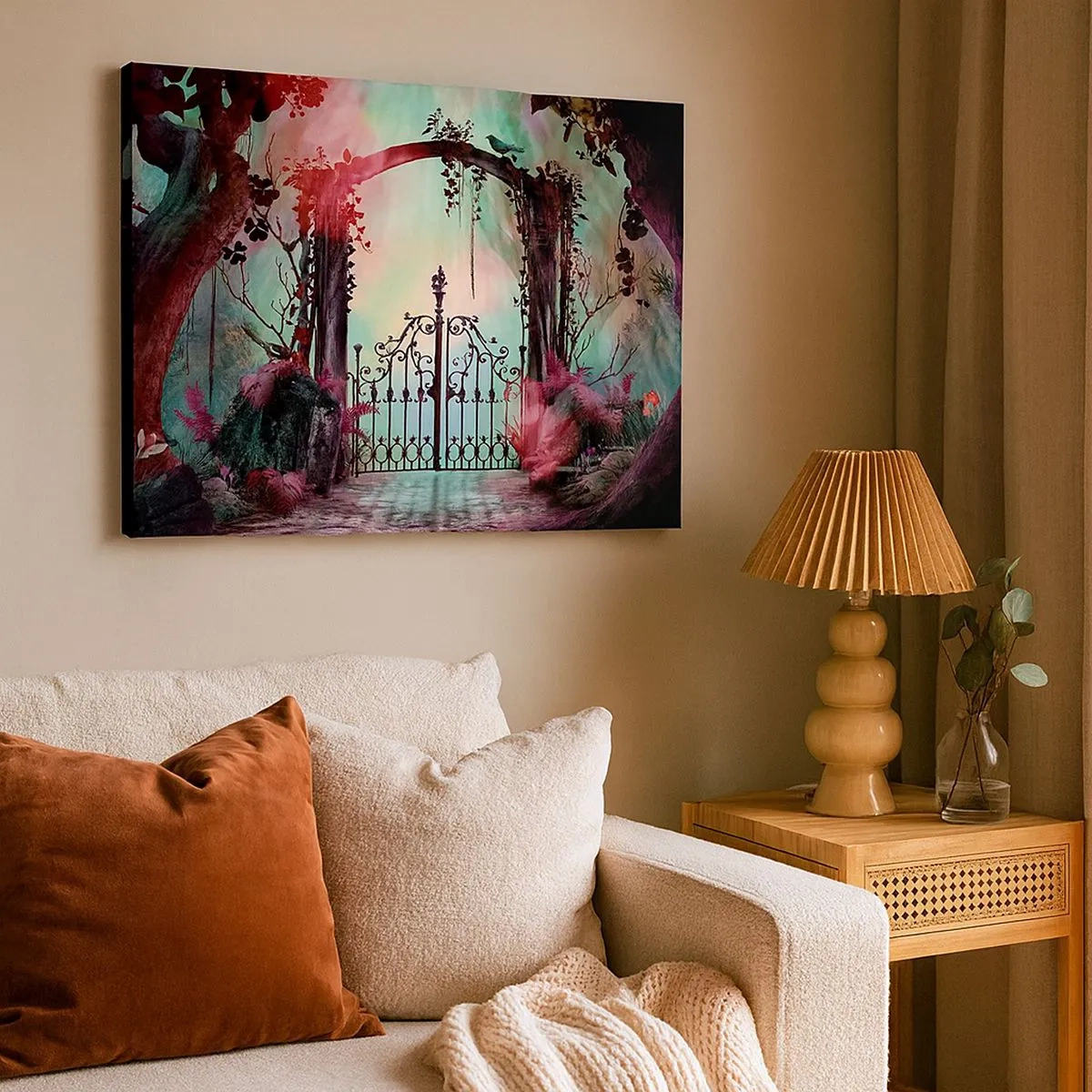 Quadro em tela - Uma entrada mágica com um portão de ferro forjado cercado por uma vegetação misteriosa - 70x50cm - Jardim secreto - Decoração de parede moderna para a sala de estar e quarto ARTTOR