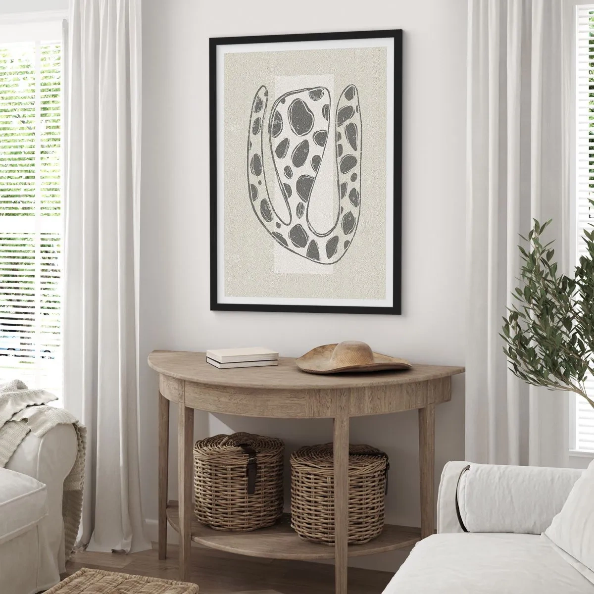 Pôster com moldura preta - Forma orgânica abstrata em tons de cinza - 50x70cm - Uma criatura estranha - Decoração de parede moderna para a sala de estar e quarto ARTTOR
